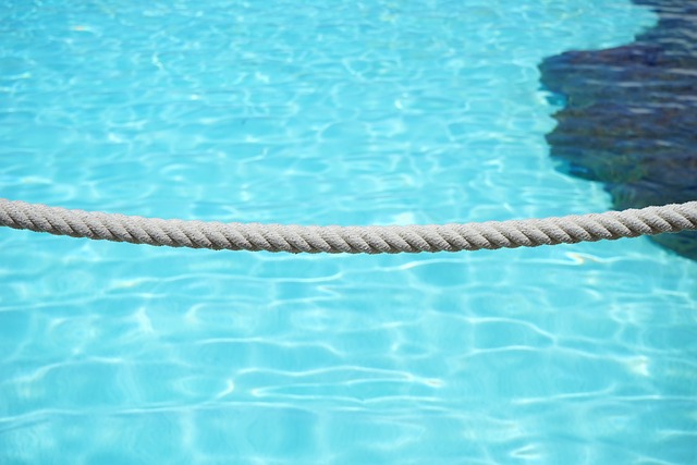 lano u bazénu